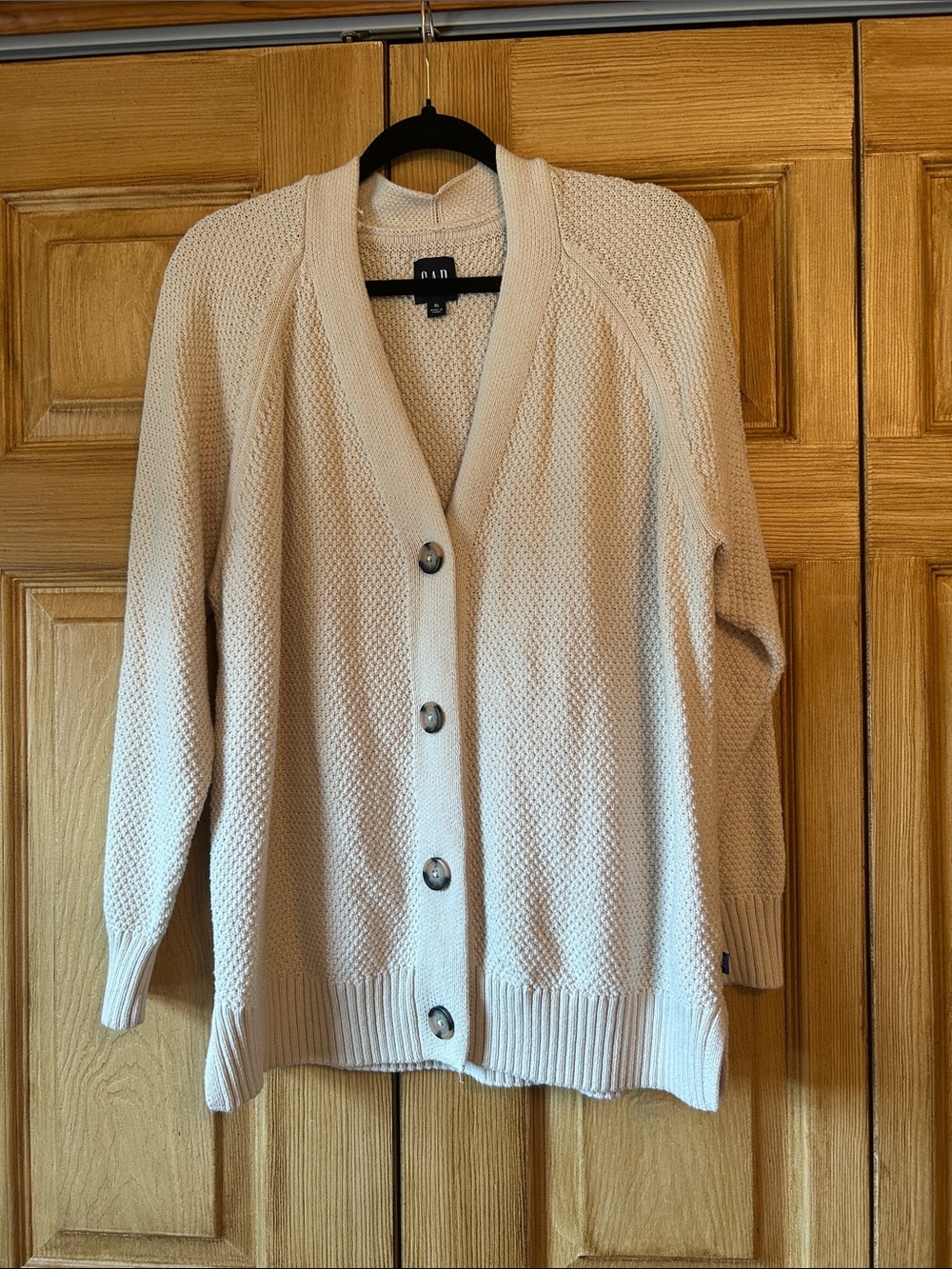 GAP Cream Button-Front Knit Cardigan. 100% Cotton.